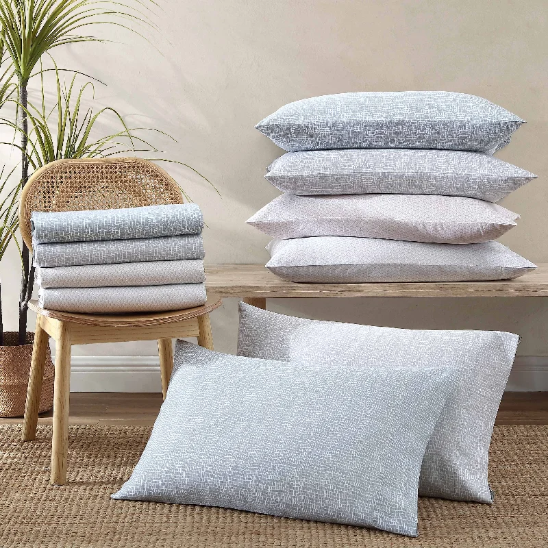 Fitted Sheets with Reinforced Corners for Long - Lasting UseTommy Bahama 1000 TC Cotton-Rich Sateen 6 Piece Bonus Sheet Set
