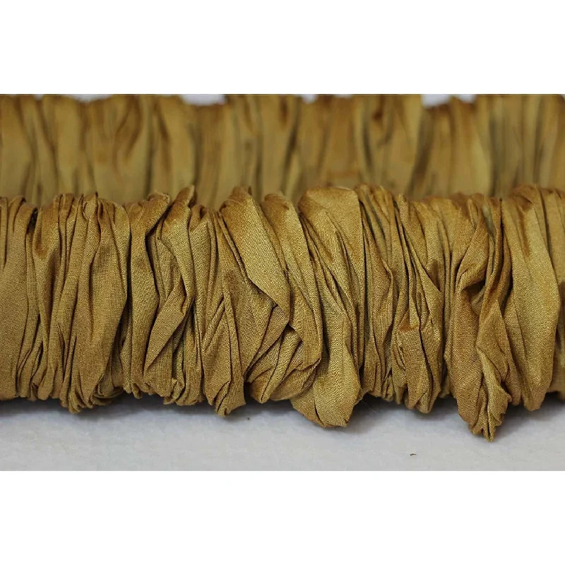 Latex mattresses with natural bounce and breathabilityCord & Chain Cover Gold