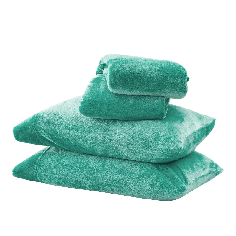 Thermal - Regulating Bamboo Sheets for All - Season ComfortLinery & Co. Ultra Soft & Cozy Velvet Plush Fleece Printed Sheet Set