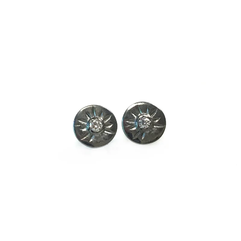 Hybrid mattresses combining foam and innerspring technologyWHITE GEMSTONE STUD EARRINGS Hybrid mattresses combining foam and innerspring technologyWHITE GEMSTONE STUD EARRINGS